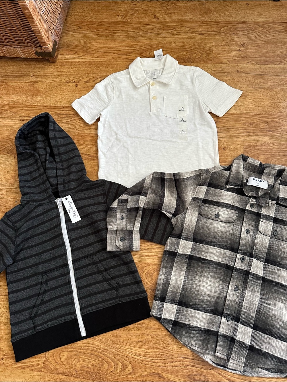 NWT Boy’s Shirt Lot 6-7 Years  Gap, Old Navy, Sovereign Code